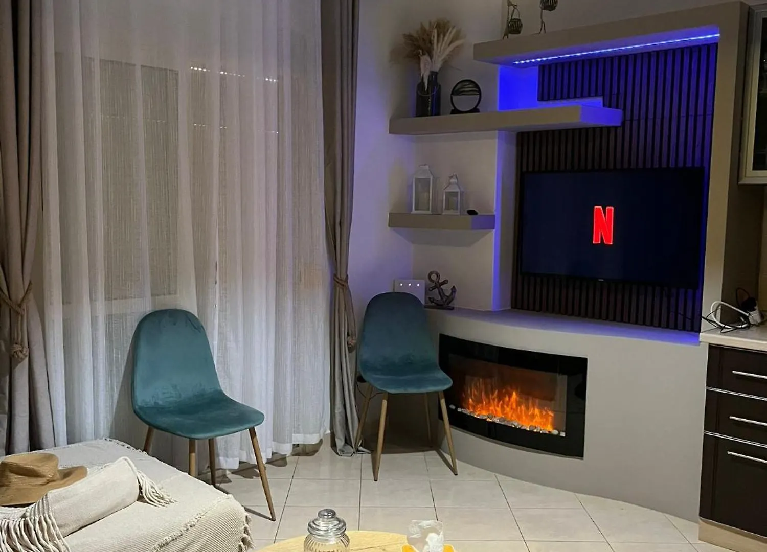 Theomar Apartament ドゥラス 0*,  アルバニア